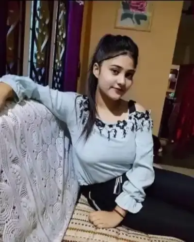 Call Girls Service in Sausar